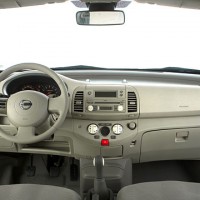 : Nissan Micra передняя панель