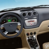 : Ford Tourneo Connect руль, передняя панель