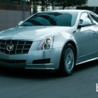 : Cadillac CTS sedan 2011 спереди