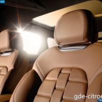 : Citroen DS5 передние сиденья