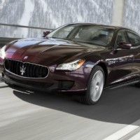 : Maserati Quattroporte SQ4 на дороге