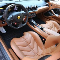 : Ferrari F12вerlinettа руль, передние сиденья