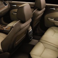 : Chrysler 300С салон