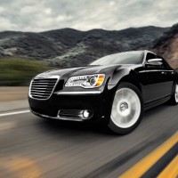 : Chrysler 300С вид спереди